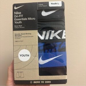 Nike Boy’s Dri-Fit Essentials Micro Boxer Briefs 3 Pack Size Youth Large